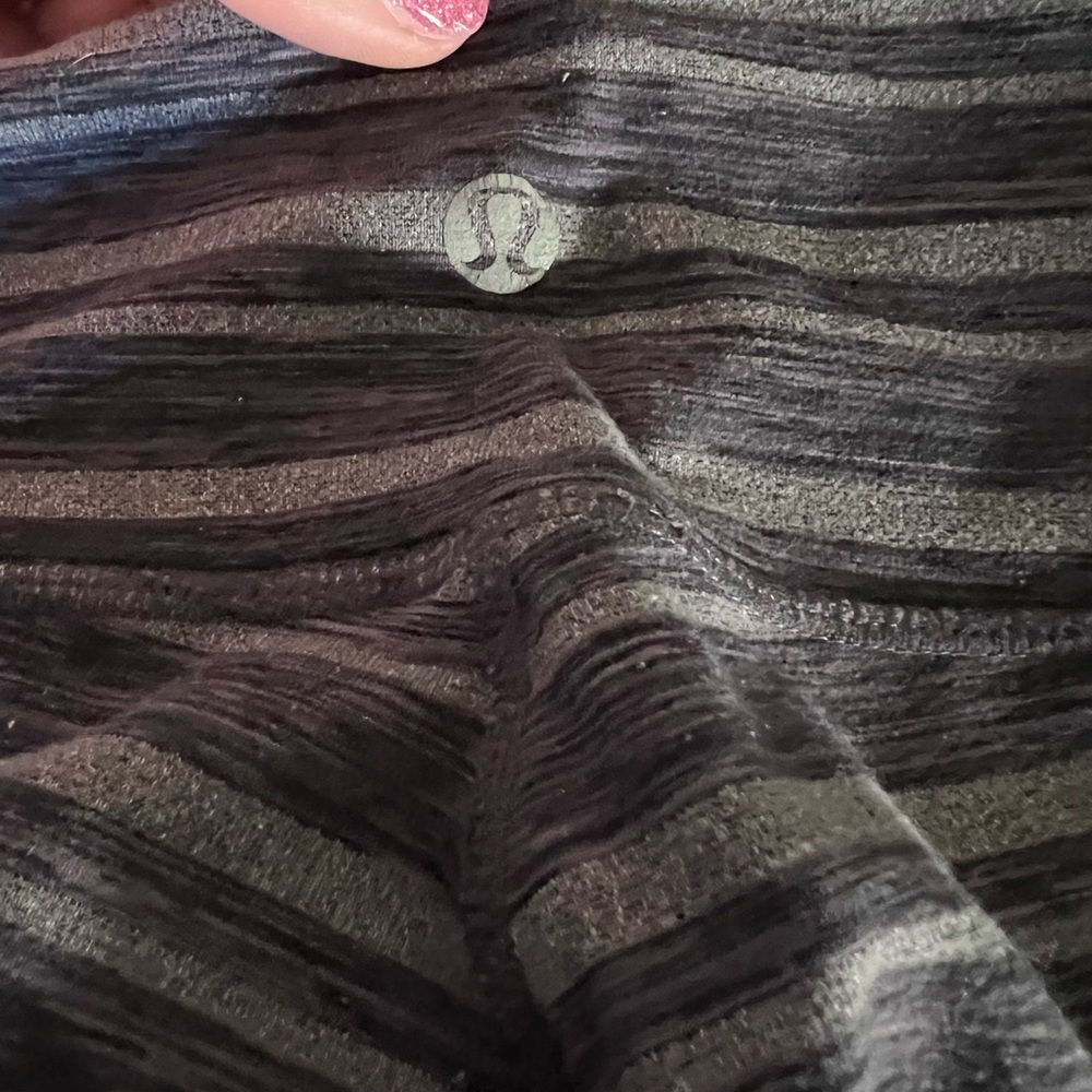 Lululemon striped tights. Size small. - Picture 4 of 6